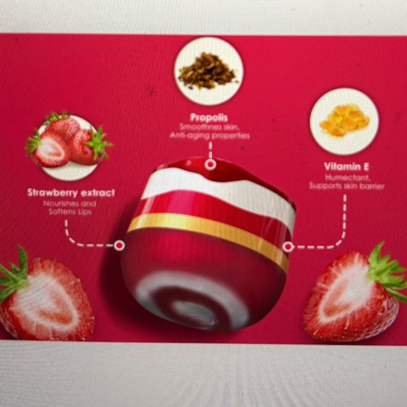 STRAWBERRY SHORTCAKE Bee Balm Limited Edition NIP SOLD OUT ONLINE - Picture 10 of 10